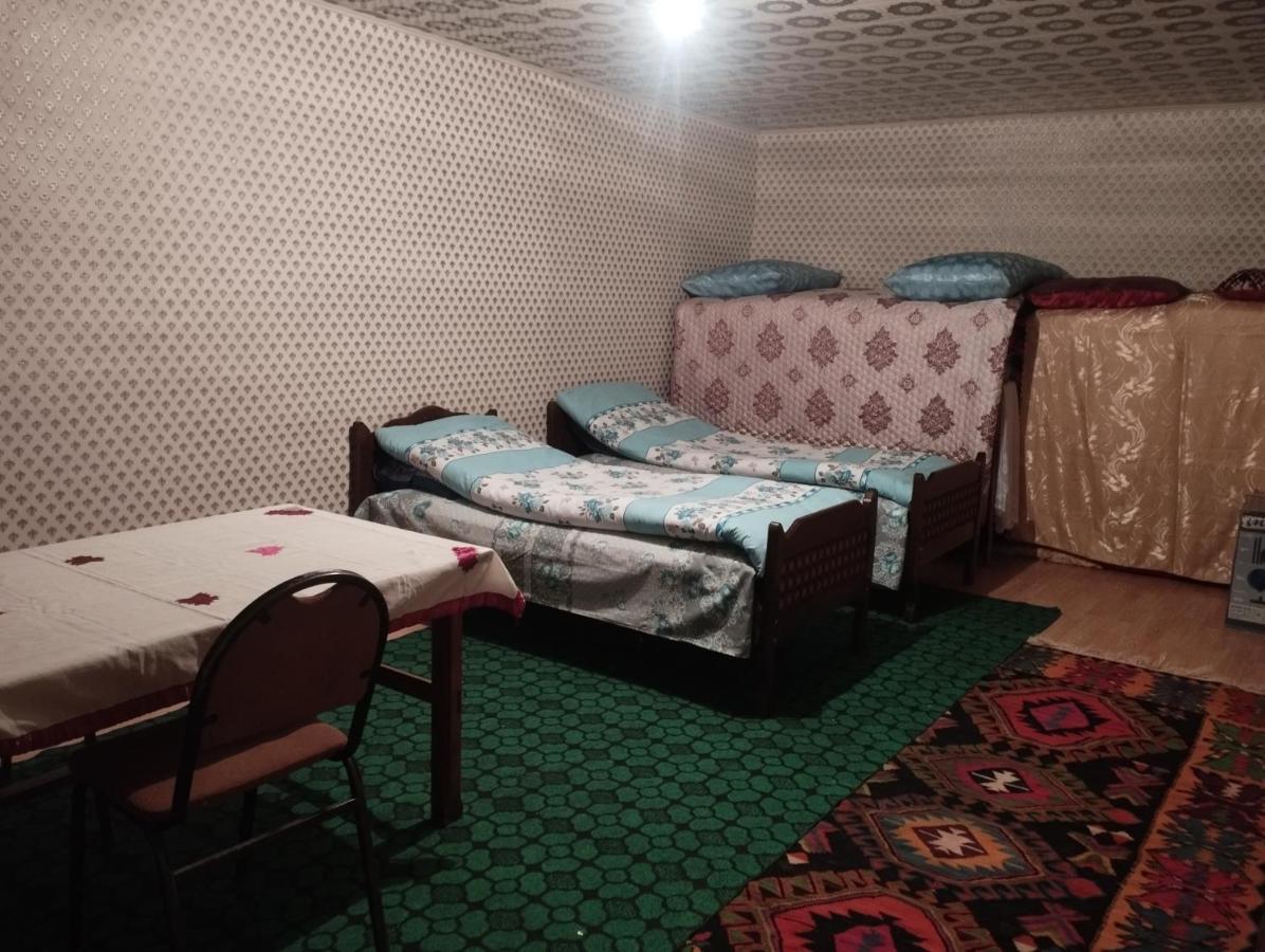 Zaur Guest Hause Hotell Xinaliq Rum bild